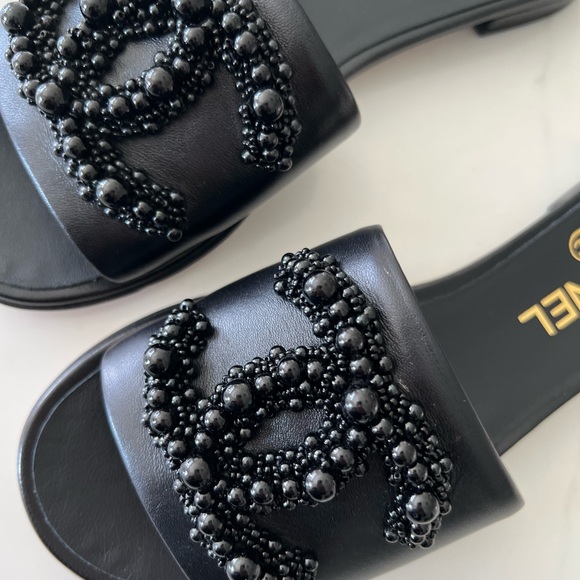 CHANEL PEARL FLAT - Picture 3 of 4